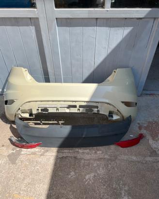 FORD FIESTA PARAURTI POSTERIORE COMPLETO(originale