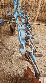 Aratro Torre 6 vomeri idraulico