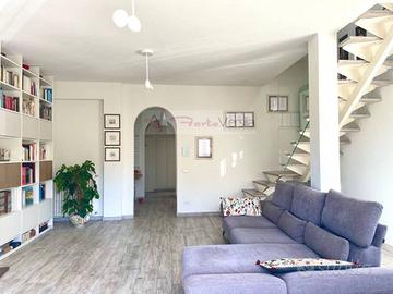 Villa di 193 m² con più di 5 locali e box auto a F