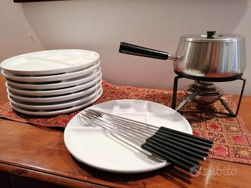 PIATTI per FONDUTA + fornello, tegame, posate 