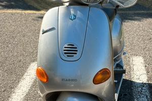 Vespa ET4 125