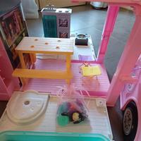 camper Barbie con accessori 