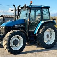 TRATTORE NEW HOLLAND TS100