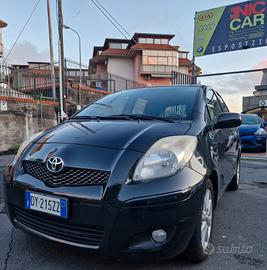 Toyota Yaris 1.4 D-4D DPF 5 porte Sol