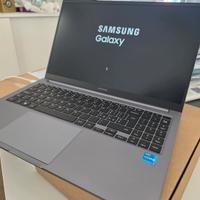 Notebook Samsung Galaxy Book4 i3