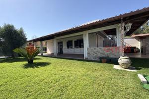 Villa bifamiliare San Felice Circeo
