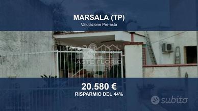 Immobile in asta di 145 m² con più di 5 locali a M