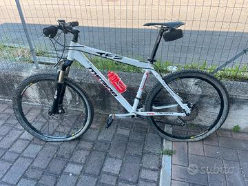 Mountain Bike - MERIDA TFS 900 XC Series