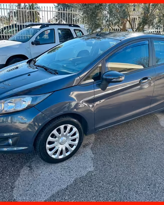 Ford Fiesta 1.5 TDCi 75CV 5 porte Titanium