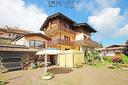 villa-di-710-m²-con-piu-di-5-locali-e-box-auto-dop