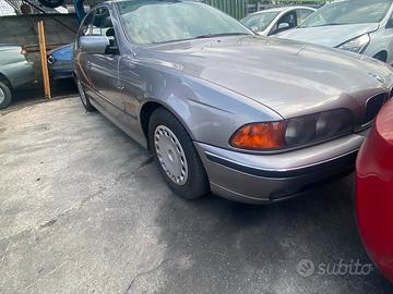 Ricambi bmw serie 5 E39 528i