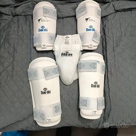 Protezione kick boxing 