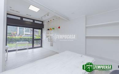 Negozio a Milano Via Gallarate 1 locali
