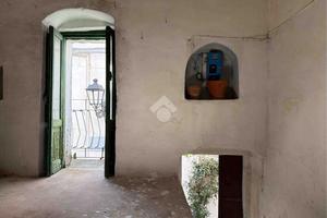 2 LOCALI A CAROVIGNO