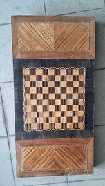 Scacchiera antica in legno