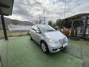 MERCEDES CLASSE A 150 COUPE AVANTGARDE EDITION