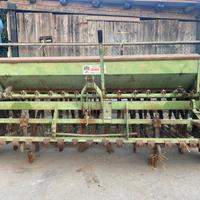 Trattore seminatrice