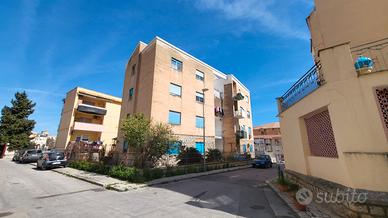 Palermo zona arenella a 200mt dal mare