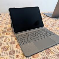 Apple iPad Pro 11 pollici 2018 con custodia 