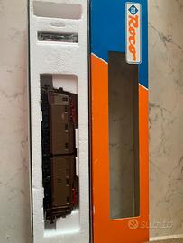 Locomotori e carrozze modellismo ferroviario