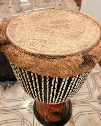 Djembe in legno completo di custodia