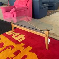 Tavolino 3 gambe in legno con piano in vetro S 263