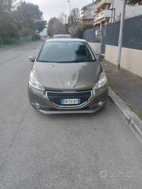 Peugeot 208 1.6 Benzina Automatica – 2013