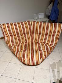 Poltrona angolare silhouette chateau d’ax