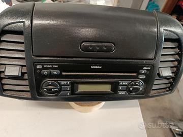 STEREO COMPLETO DI PORTA OGGETTI E PRESE CRUSCOTTO