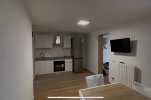 SI AFFITTA ,700 m dal centro per periodo estivo