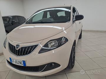Lancia Ypsilon 1.0 FireFly 5 porte S&S Hybrid Ecoc