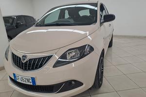 Lancia Ypsilon 1.0 FireFly 5 porte S&S Hybrid Ecoc