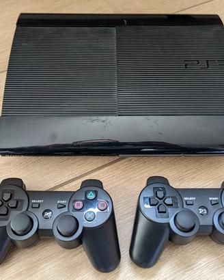 PlayStation PS3 Super Slim + 2 controller wireless