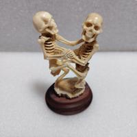 Statua scultura scheletro