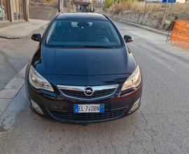 Opel Astra 1.7 CDTI 110CV Sports Tourer Cosmo