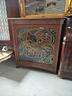 credenza-in-legno-con-vetro-serigrafata-a-colori