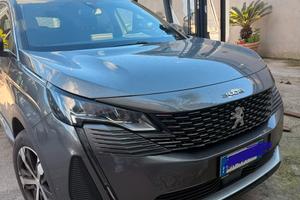 PEUGEOUT 3008 allure lack s 1.5 diesel 130cv