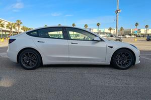 Tesla Model 3 Restyling 2021 Awd Long RANGE 