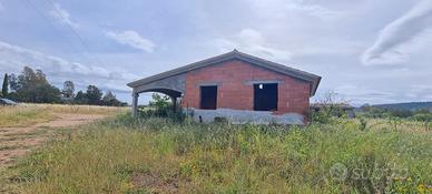 Casa nell'agro tra siniscola e la caletta