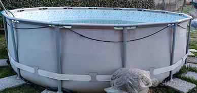 Piscina tonda fuoriterra Bestway USATA + Accessori