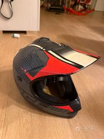 Casco e abbigliamento cross bambino