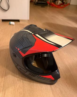 Casco e abbigliamento cross bambino
