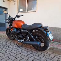 Moto Guzzi V7 IV - 2021