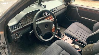 Mercedes 200E