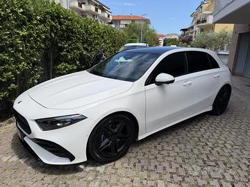 Mercedes Classe A 180 2023 Pari al nuovo