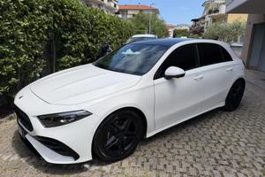 Mercedes Classe A 180 2023 Pari al nuovo