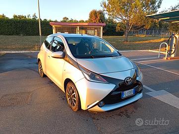 TOYOTA Aygo 2ª serie - 2017