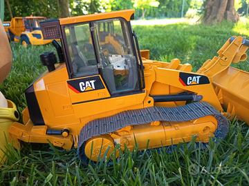 BRUDER escavatore CAT 
