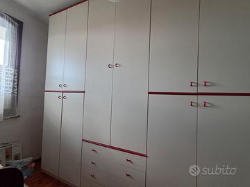 Armadio in Legno Bianco 5 Vani + Cassetti