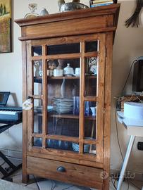 Vetrina dispensa rustica in legno